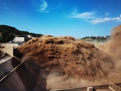 -黄河小浪底水利枢纽风景区