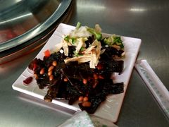 -屯老二农家铁锅炖·行业领军者(梅江店)