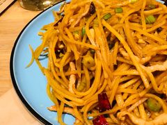 -山楂树融合菜餐厅