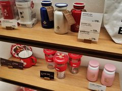 零售区-Tims天好咖啡·贝果(星展店)