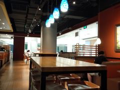 大堂-The Habit Burger Grill 哈比特汉堡(复兴soho店)