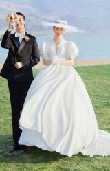 点击看大图 -挪娅婚纱摄影皇家会所