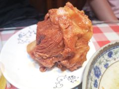 酱骨棒-东北哈尔滨酱骨头馆房掌柜铁锅炖