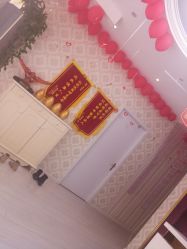 -周怡玲美容美体SPA