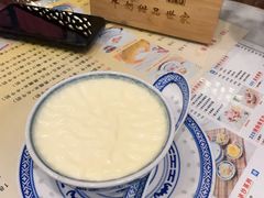 -广信牛奶甜品世家(台东店)