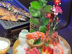 -蟹犇前•帝王蟹雪蟹(陆家嘴店)