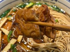 -镇南锅盖面馆(解放路店)