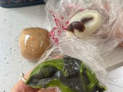 芝麻青团-许阿姨糕团店(南京总店)