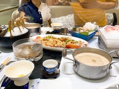 -红鼎豆捞·非遗鲍皇汤火锅(宝丰路店)