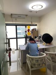 -瓷肌博士·祛痘科技美肤