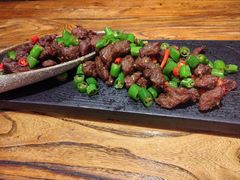 -苹果树下艺术餐厅(宋庄店)