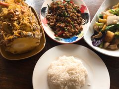 -Dang restaurant (patong phuket)