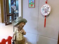 -三亚湾海居铂尔曼度假酒店