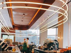 -星巴克臻选(上海虹桥新天地三店)