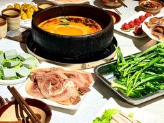 -贵府酸汤牛肉火锅·贵州老字号(飞山街店)
