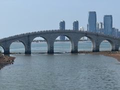 -万绿园