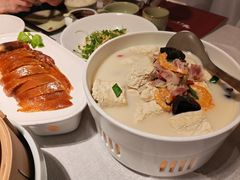 咸肉砂锅北豆腐-悦融·京鲁菜·露台花园(安定门店)