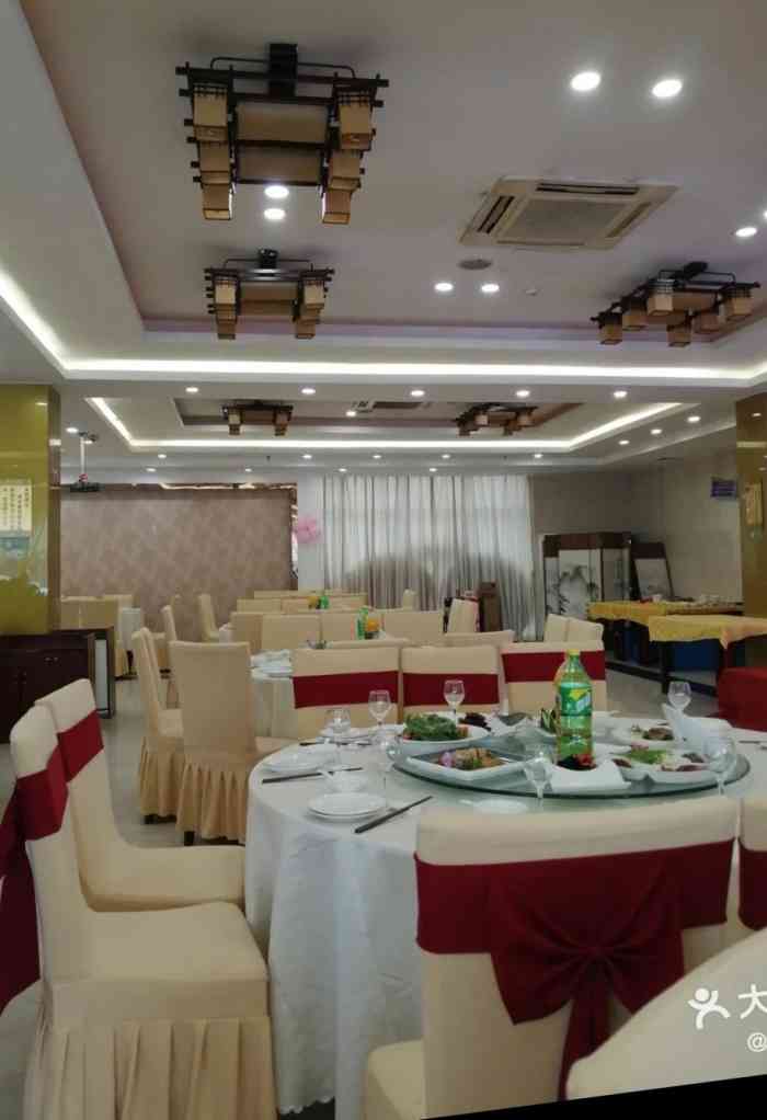 浒通大酒店(建林路阳山店)-"🌿三五好友,约着一起吃饭.不但能解压,.