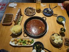 -三个四川人火锅(华联商厦店)