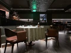 -左庭右院鲜牛肉火锅黑金店(陆家嘴中心店)