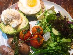 全日牛油果早餐-MIKAKU(万达广场上海宝山店)