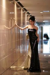 -台湾蔡美月婚纱租赁