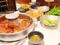重八秘制红油骨汤牛丸鸳鸯锅-重八牛府之小有名气(大望路店)