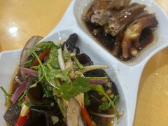 -鹏城人家海鲜酒家·23年老字号(较场尾店)