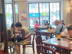 大堂-鲜得来排骨年糕(云南南路店)