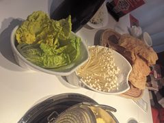-犇鼎牛潮汕牛肉火锅(新辰里学清路店)