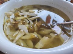 -乐山第一家临江鳝丝(茶坊路店)