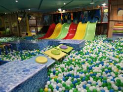 -汤姆小鸟(无锡宝龙广场店)