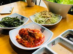 -唯成•韩国炭火烤肉 유성고기