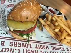 -The Habit Burger Grill 哈比特汉堡(复兴soho店)