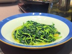 -香山湖家家宴(中山陵店)