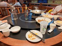 -老唐三下锅 ·张家界地标美食(溪布街店)