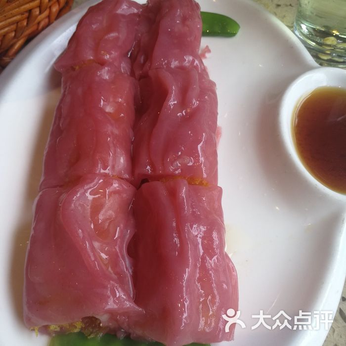 鲜虾拉肠粉                 nine           喂77吃饭了