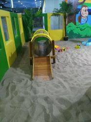 -利奥梦幻主题乐园(爱琴海购物公园店)