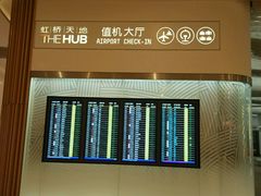 -虹桥天地-停车场