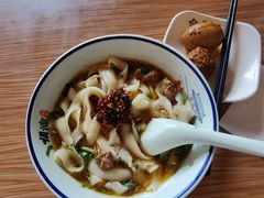 -顺溜·手工刀削面·黑金店(铜锣湾店)
