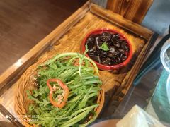 茼蒿-老灶堂文创火锅(文艺路店)