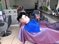-贝勒爷专业男发
