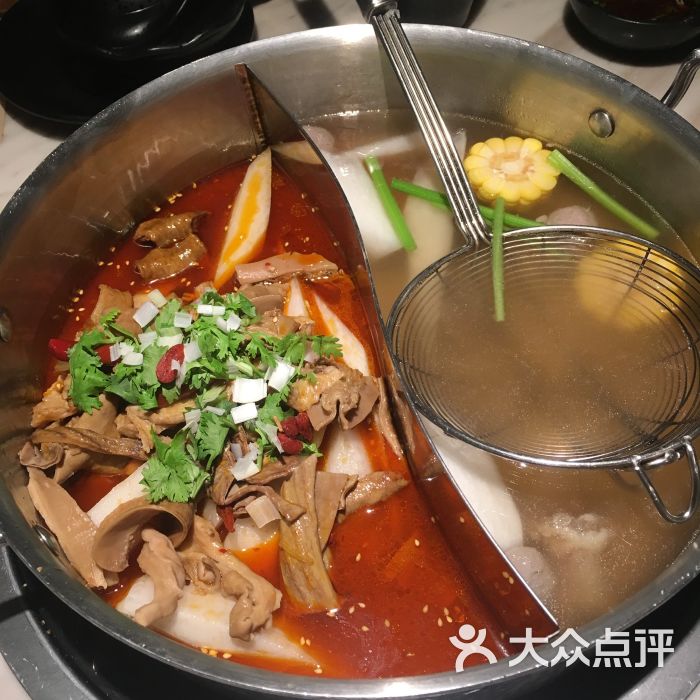 左庭右院鲜牛肉火锅(德基广场店)图片 - 第1张