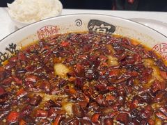 -辣小妮de川菜馆(红旗Mall店)