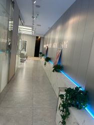-PE SALON
