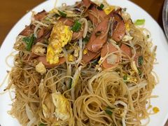火腿肠炒粉干-凡老头米线砂锅(古荡新村西粮站)