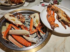 -雍容荟活帝王蟹活龙虾自助(苏宁旗舰店)