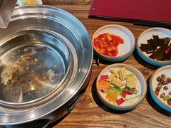 -明洞阿姨·韩式酱蟹烤肉·创意料理(三元桥店)