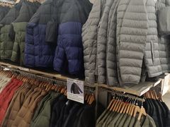 -优衣库(广州天河领展广场店)