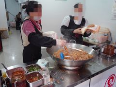 -六广门毛阿姨糯米饭